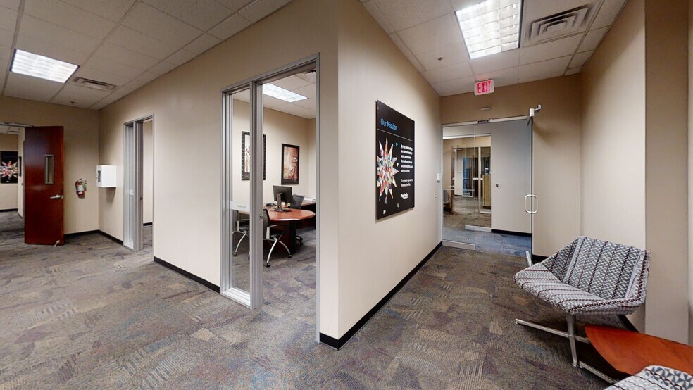 More Photos Of 15950 N 76th St, Scottsdale Office For Sale