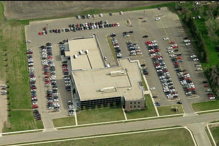 More Photos Of 1310 Madrid St, Marshall Office For Sale