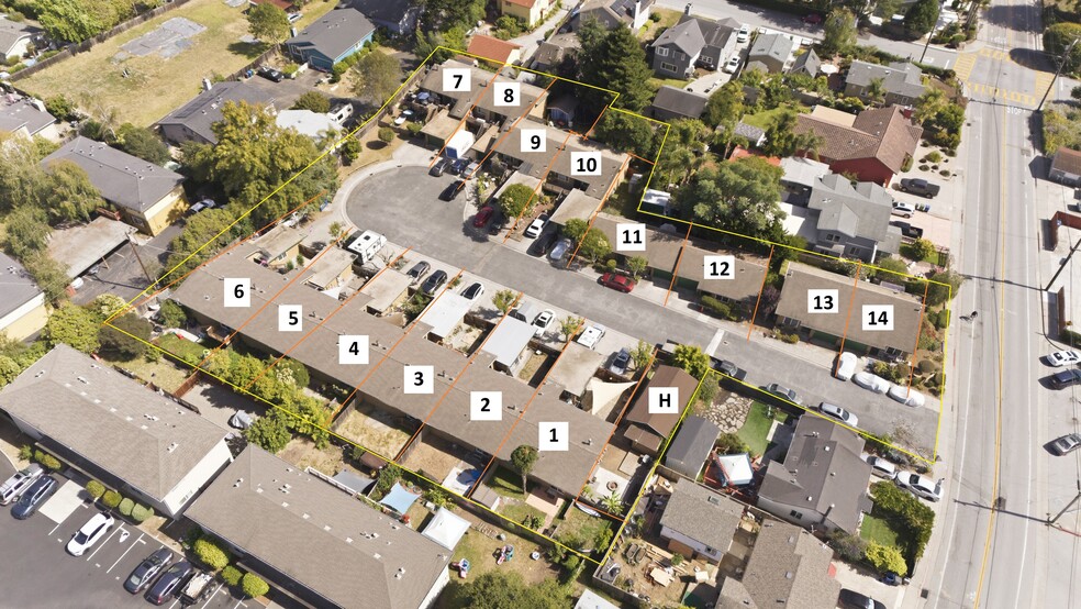 More Photos Of 1584 Chanticleer Ave, Santa Cruz Apartments For Sale