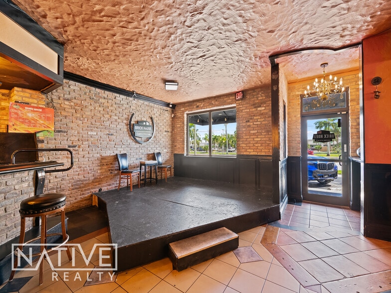 More Photos Of , Oakland Park General Retail For Sale