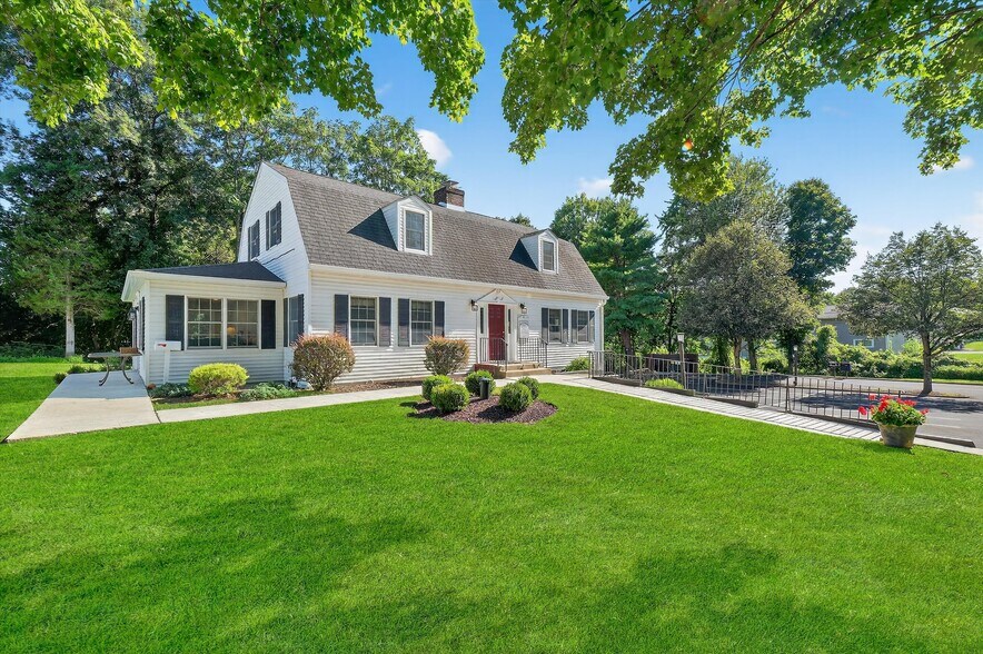 More Photos Of 1436 NY-52 Rt, Fishkill Office For Sale