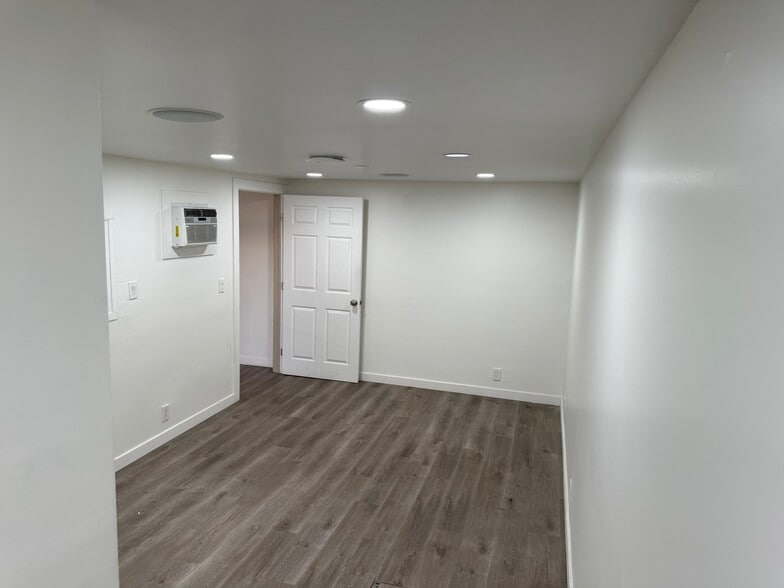 More Photos Of 3814 W 139th St, Hawthorne Warehouse For Lease