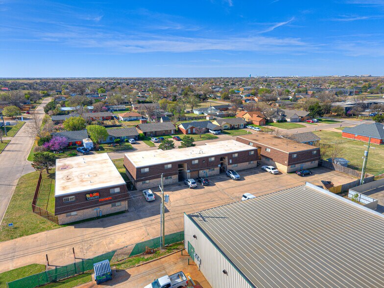 More Photos Of 6401 NW Oak Ave, Lawton Apartments For Sale