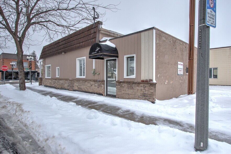 More Photos Of 244 Main St S, Cambridge Storefront Retail Office For Lease