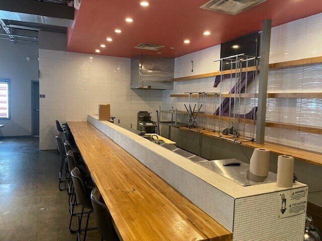 More Photos Of 3001 Bledsoe St, Fort Worth Freestanding For Lease