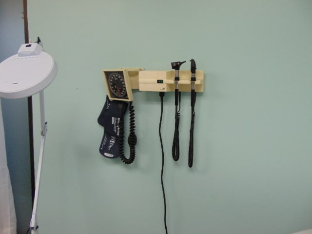 More Photos Of 30000 Orchard Lake Rd, Farmington Medical For Lease