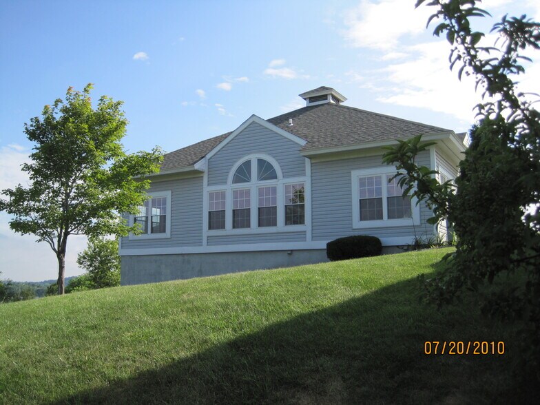 More Photos Of 890 E Brighton Ave, Syracuse Unknown For Lease