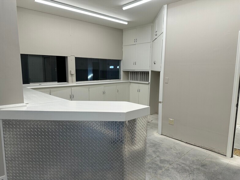 More Photos Of 622 W 1st St, Julesburg Auto Dealership For Sale