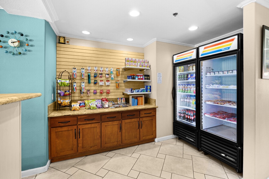 More Photos Of 28980 Old Town Front St, Temecula Hotel For Sale