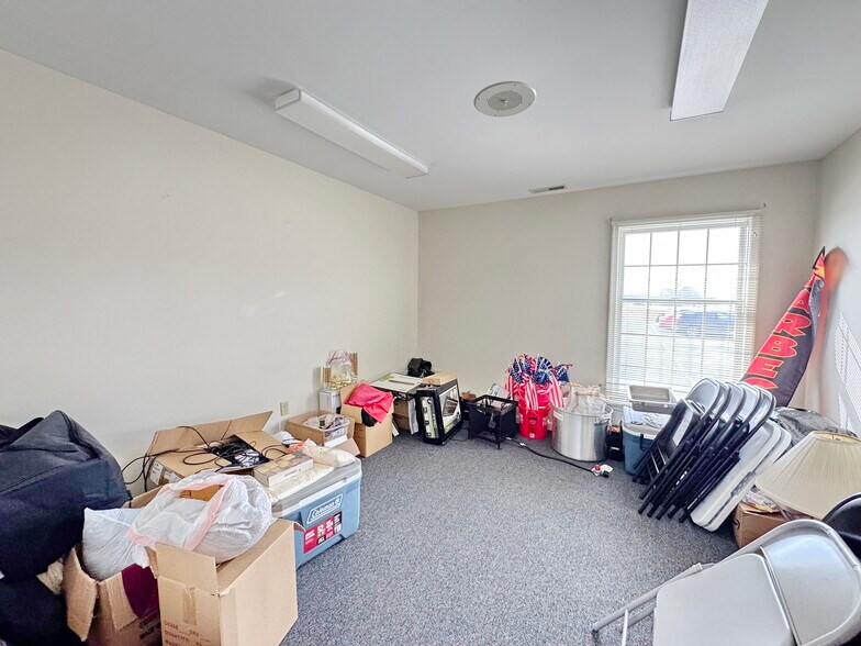 More Photos Of 18119 N Sussex Hwy, Bridgeville Office For Sale
