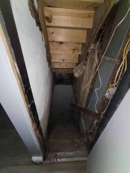 More Photos Of 2536 Indianapolis Ave, Indianapolis Apartments For Sale