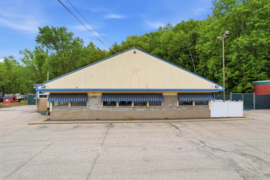 More Photos Of 25 Manchester St, Concord General Retail For Lease