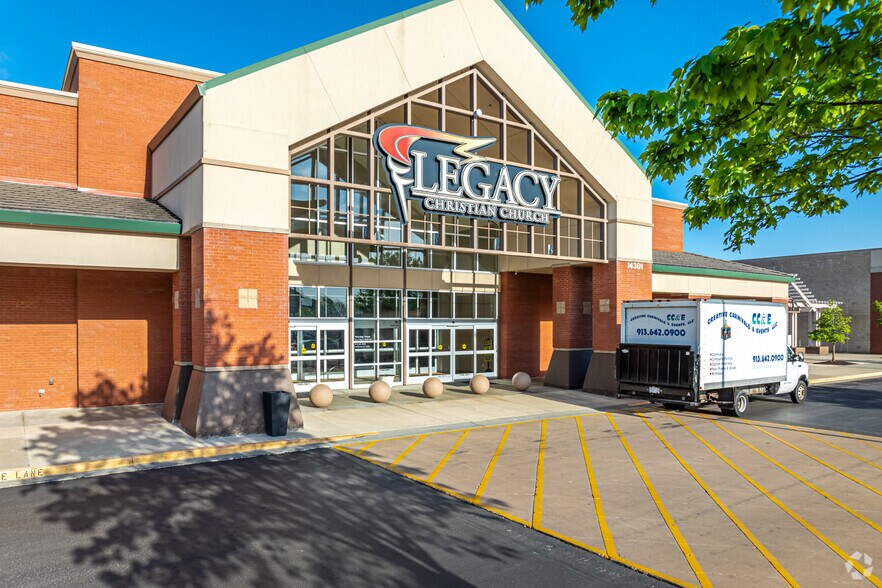 More Photos Of 14401 W Metcalf Ave, Overland Park Unknown For Lease