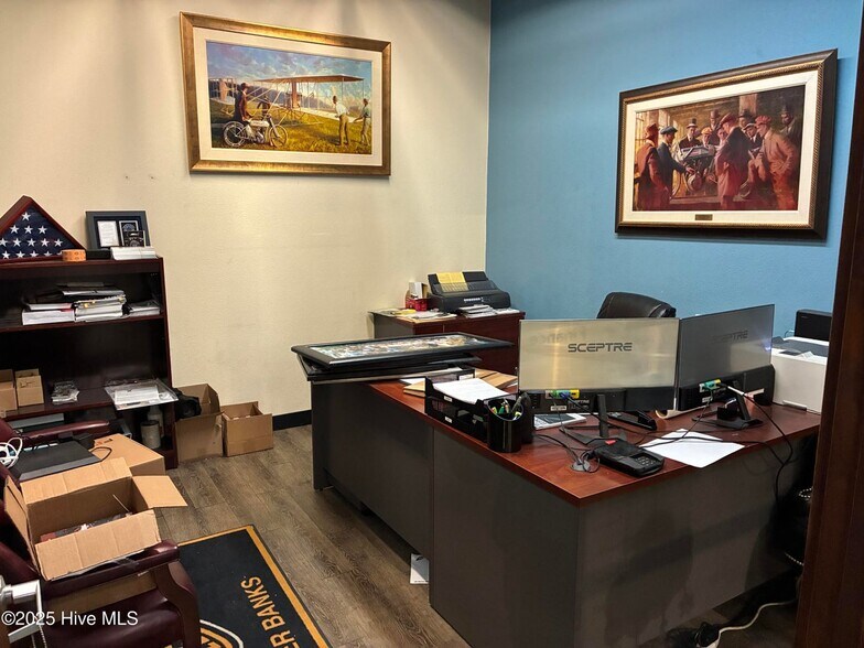 More Photos Of 8739 Caratoke Hwy, Harbinger General Retail For Sale