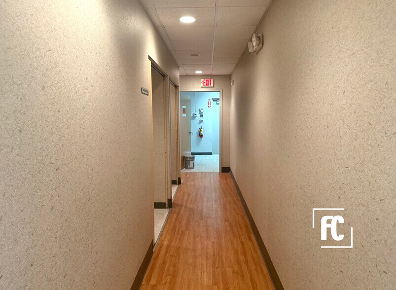 More Photos Of 835 SE Osceola St, Stuart Office Residential For Sale