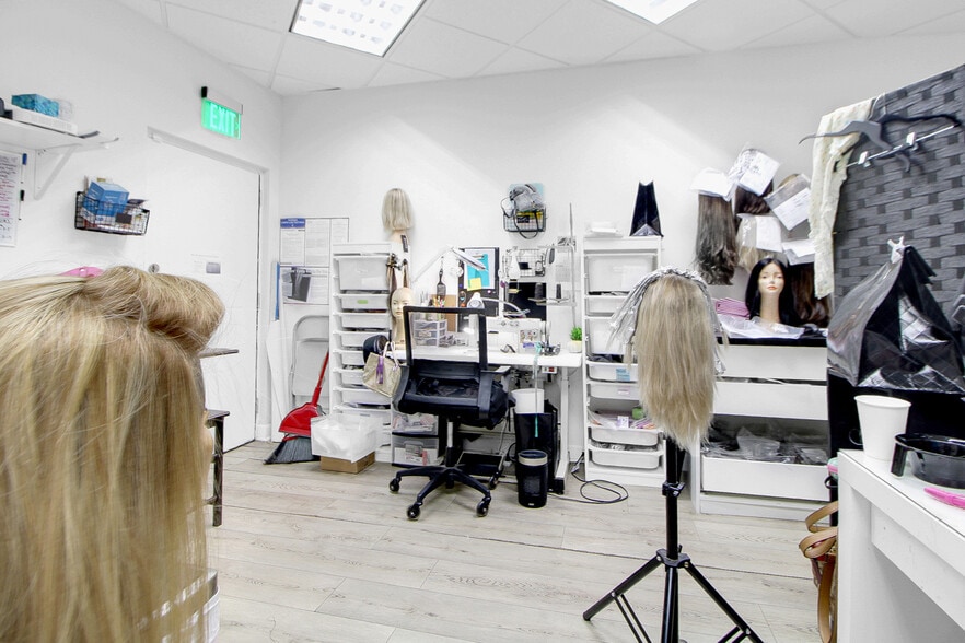 More Photos Of 3359-3399 Sheridan St, Hollywood Storefront For Lease