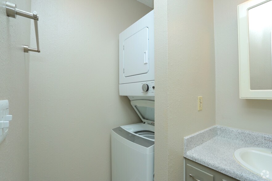 More Photos Of 6326 S 107th East Ave, Tulsa Apartments For Sale