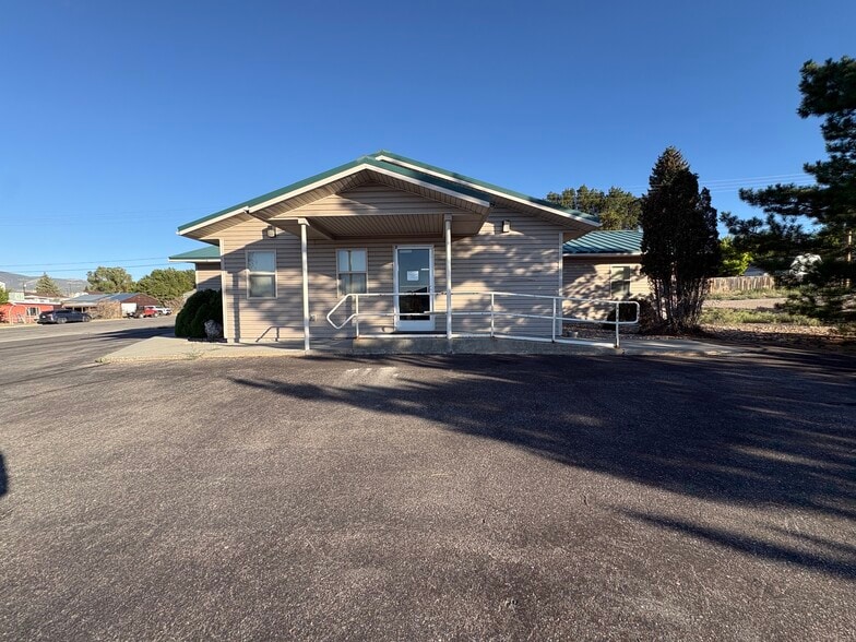 Primary Photo Of 1380 E Aultman St, Ely Office For Sale