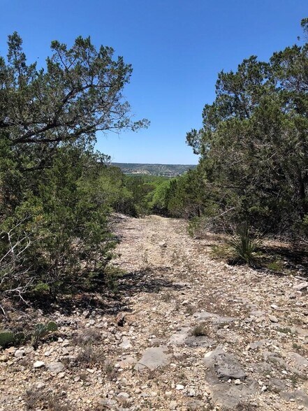 More Photos Of 300 Holdsworth dr, Kerrville Land For Sale