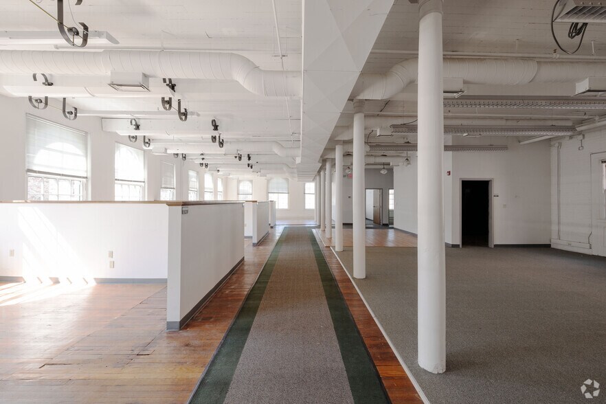 More Photos Of 514 Fulton St, Troy Loft Creative Space For Lease