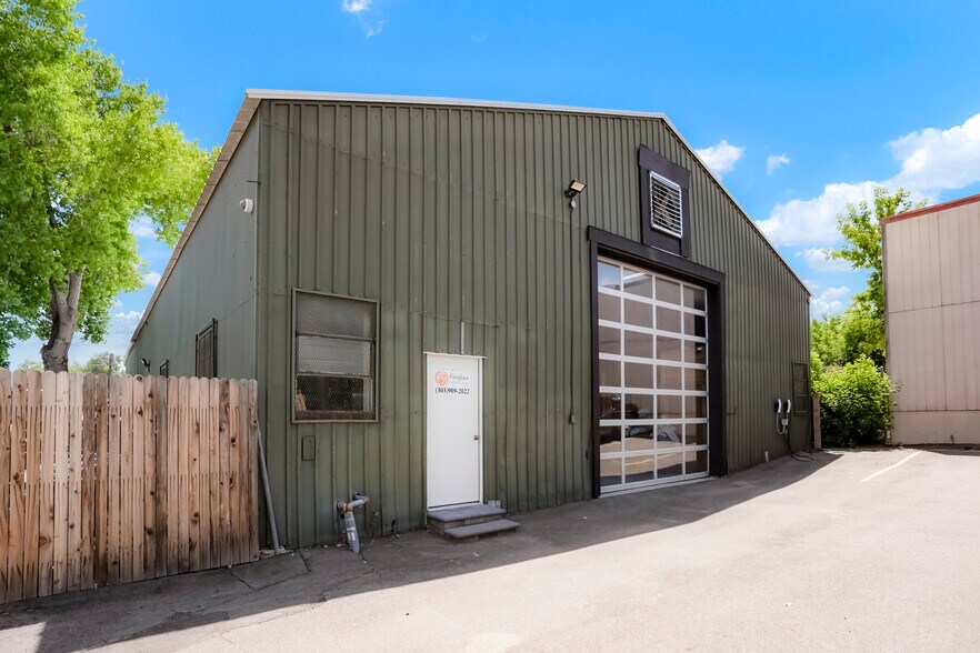 More Photos Of 950 Simms St, Golden Industrial For Lease