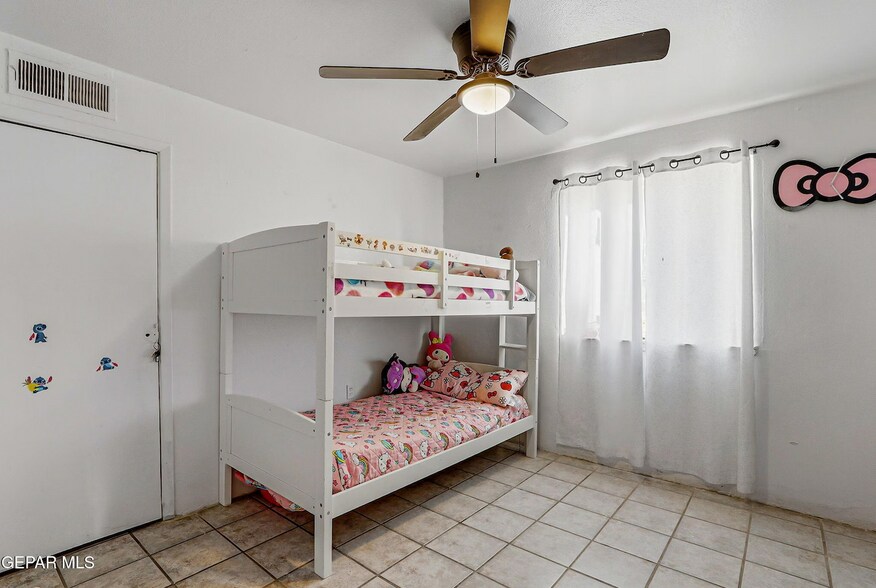 More Photos Of 10540 Socorro Rd, Socorro Specialty For Sale