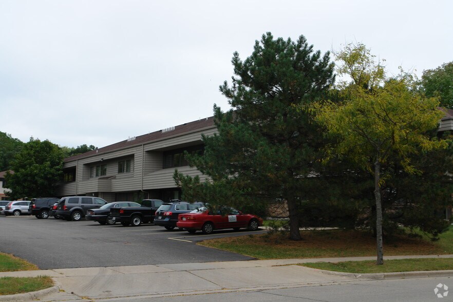 More Photos Of 437 S Yellowstone Dr, Madison Office For Lease