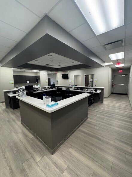 More Photos Of 1395 US Highway 183, Leander Unknown For Lease