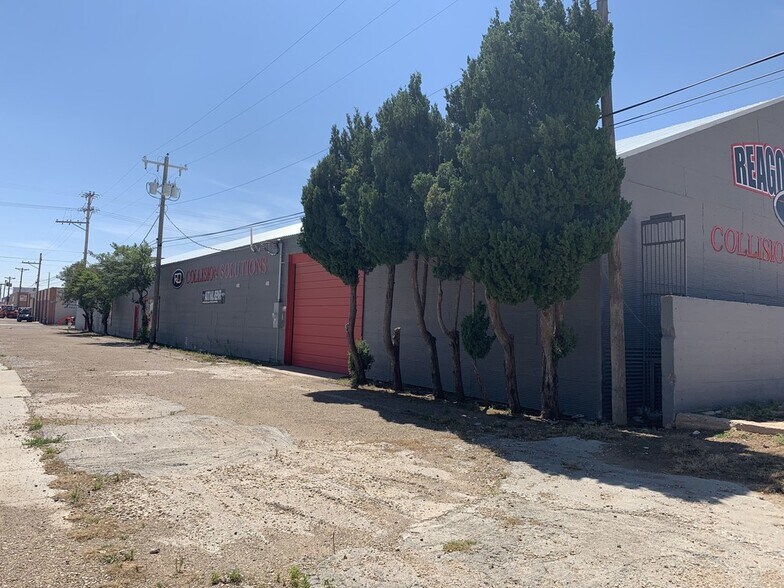 More Photos Of 311-405 19th St, Lubbock Warehouse For Sale