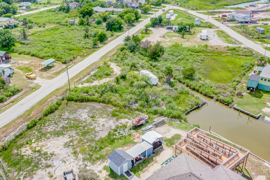 More Photos Of 0 Swan St, Hitchcock Land For Sale