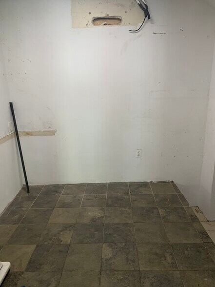 More Photos Of 597 E 138th St, Bronx Apartments For Lease