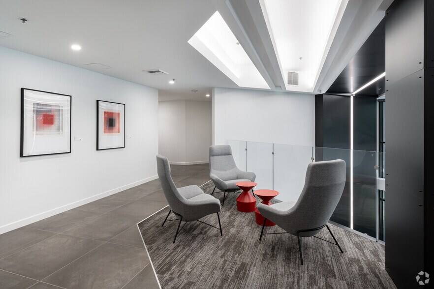 More Photos Of 500 Naches Ave SW, Renton Office For Lease