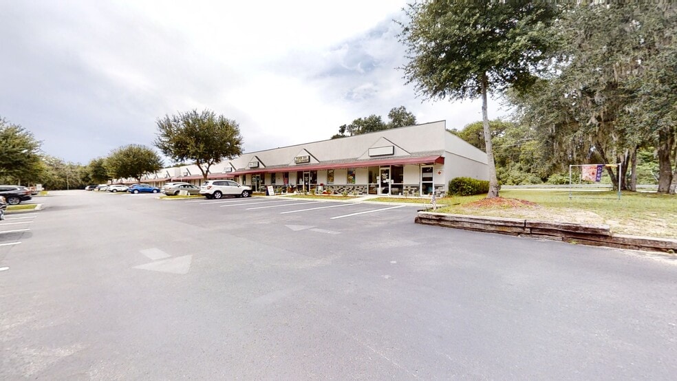 More Photos Of 3451 E Louise Ln, Hernando General Retail For Lease