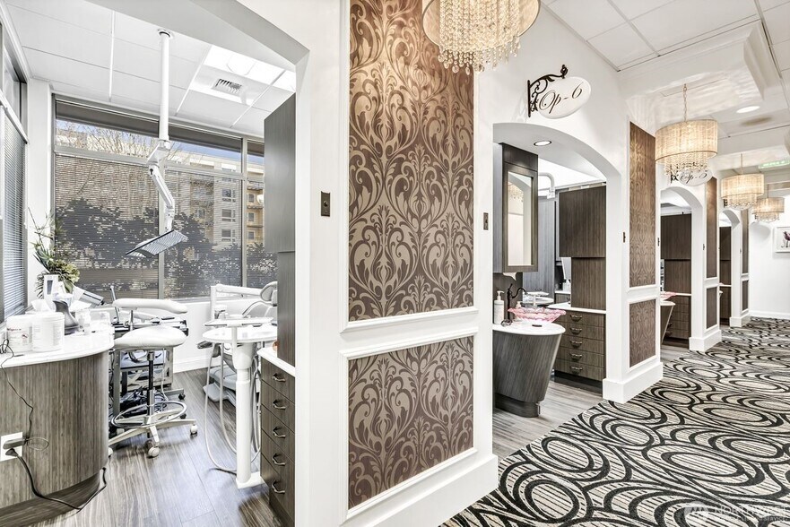 More Photos Of 15419 NE 20th St, Bellevue Medical For Sale