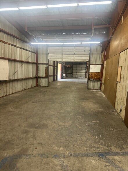 More Photos Of 10809 Prospect Ave, Santee Service For Lease