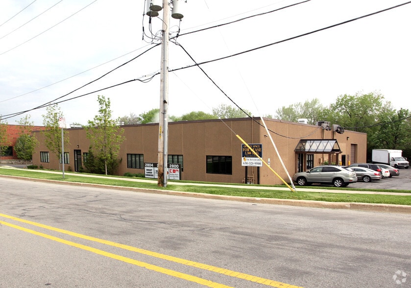 More Photos Of 2800 Hitchcock Ave, Downers Grove Manufacturing For Sale