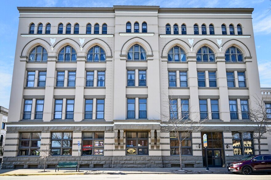 More Photos Of 157 W 3rd St, Winona Apartments For Sale