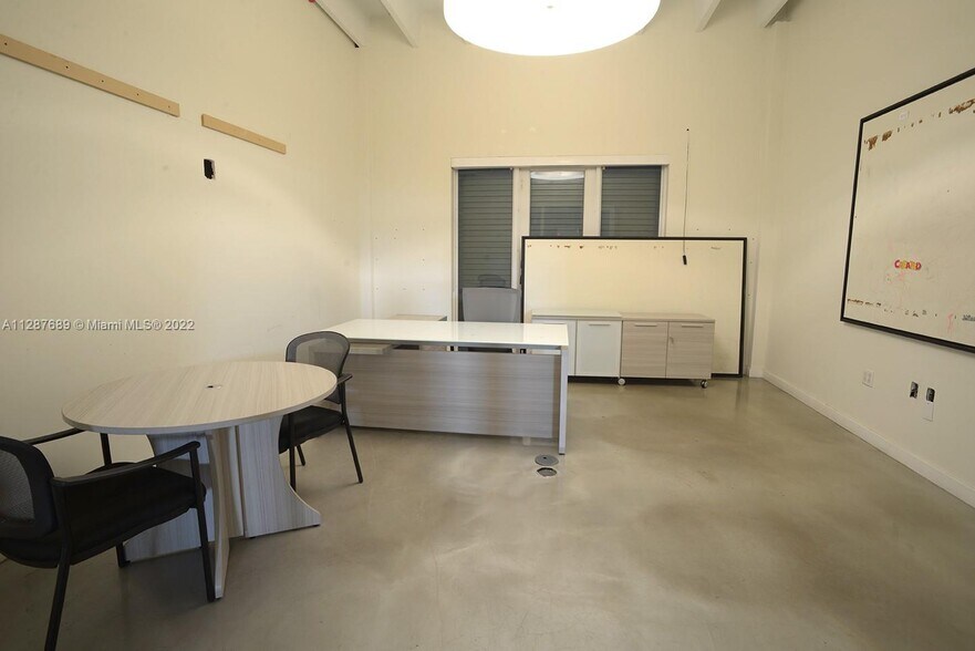 More Photos Of 350-360 NE 60th St, Miami Loft Creative Space For Lease