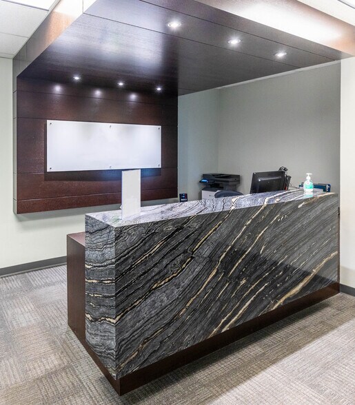 More Photos Of 1681 Chestnut St, Vancouver Office For Lease