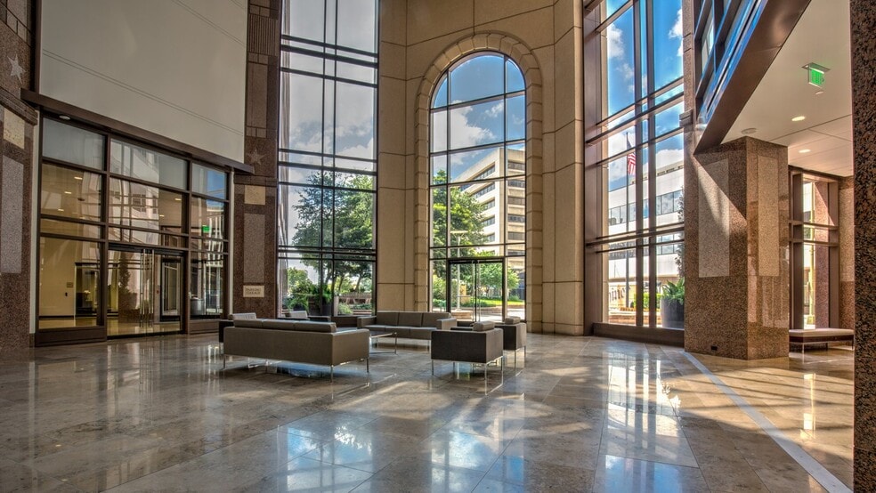 More Photos Of 112 E Pecan St, San Antonio Office For Lease