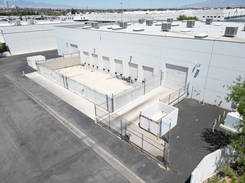 More Photos Of 3201 Technology Ct, Las Vegas Warehouse For Lease