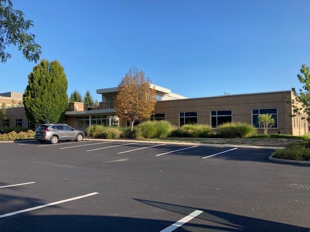 Primary Photo Of 5100 Parkcenter Ave, Dublin Office For Lease