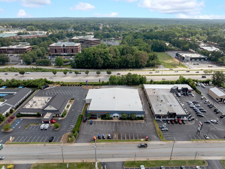 More Photos Of 627 Congaree Rd, Greenville Freestanding For Sale