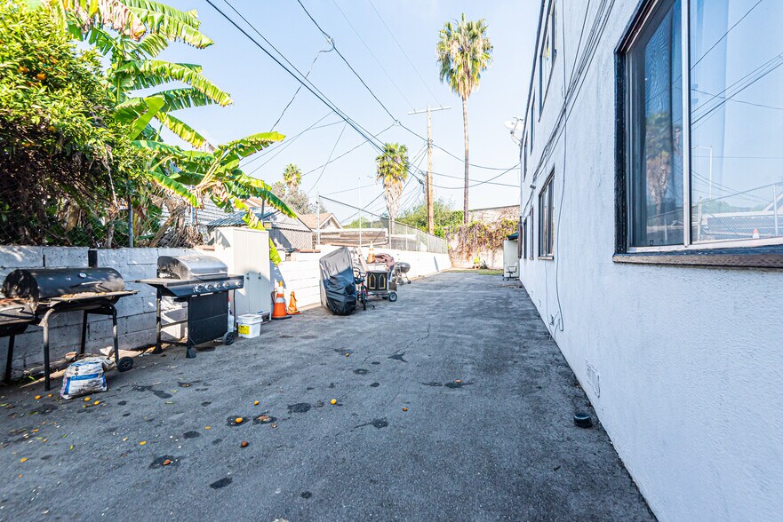 More Photos Of 4771 Marathon St, Los Angeles Apartments For Sale
