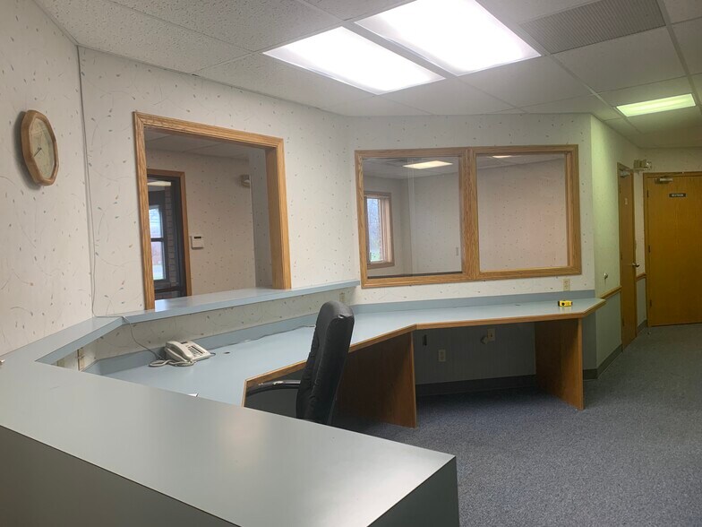 More Photos Of 36595 Detroit Rd, Avon Medical For Lease