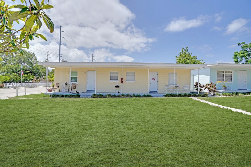 More Photos Of 511 N 2nd St, Fort Pierce Apartments For Sale