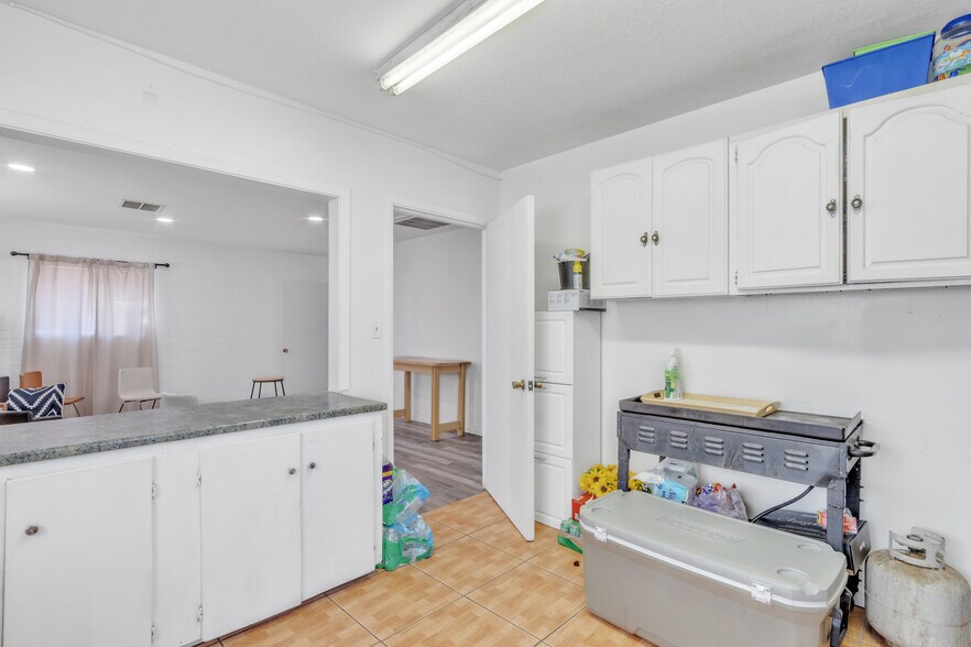 More Photos Of 507 Mahoney ave, Buckeye Religious Facility For Sale