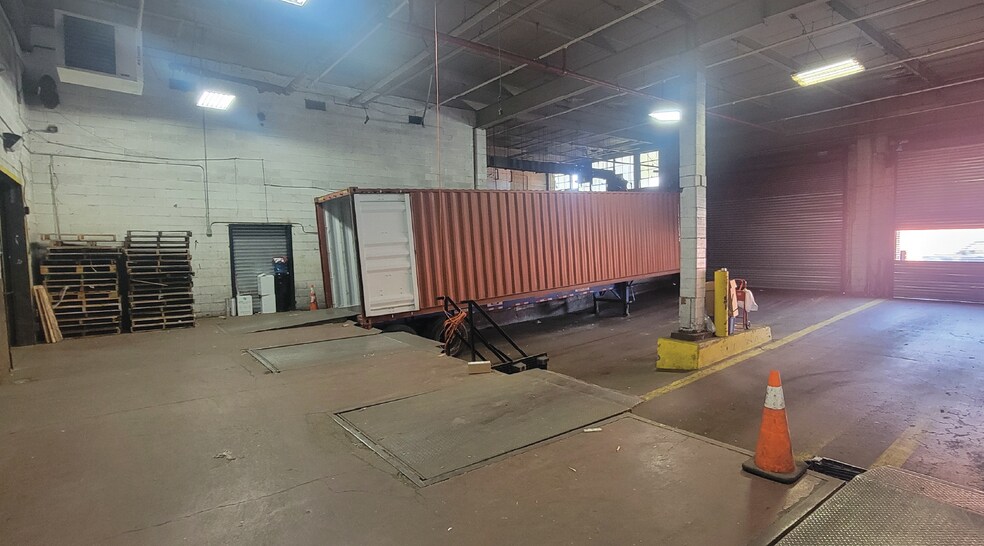 More Photos Of 802-848 Georgia Ave, Brooklyn Manufacturing For Lease
