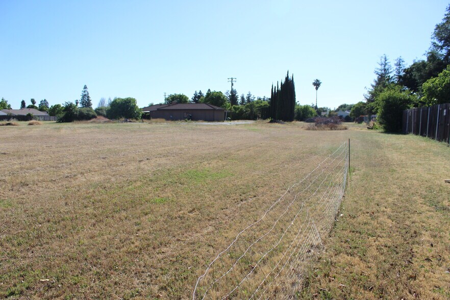 More Photos Of Lakewood Rd, Sacramento Land For Sale