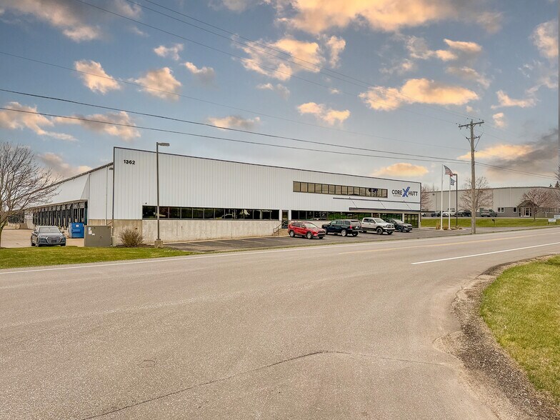 More Photos Of 1362 Lincoln Ave, Holland Warehouse For Lease